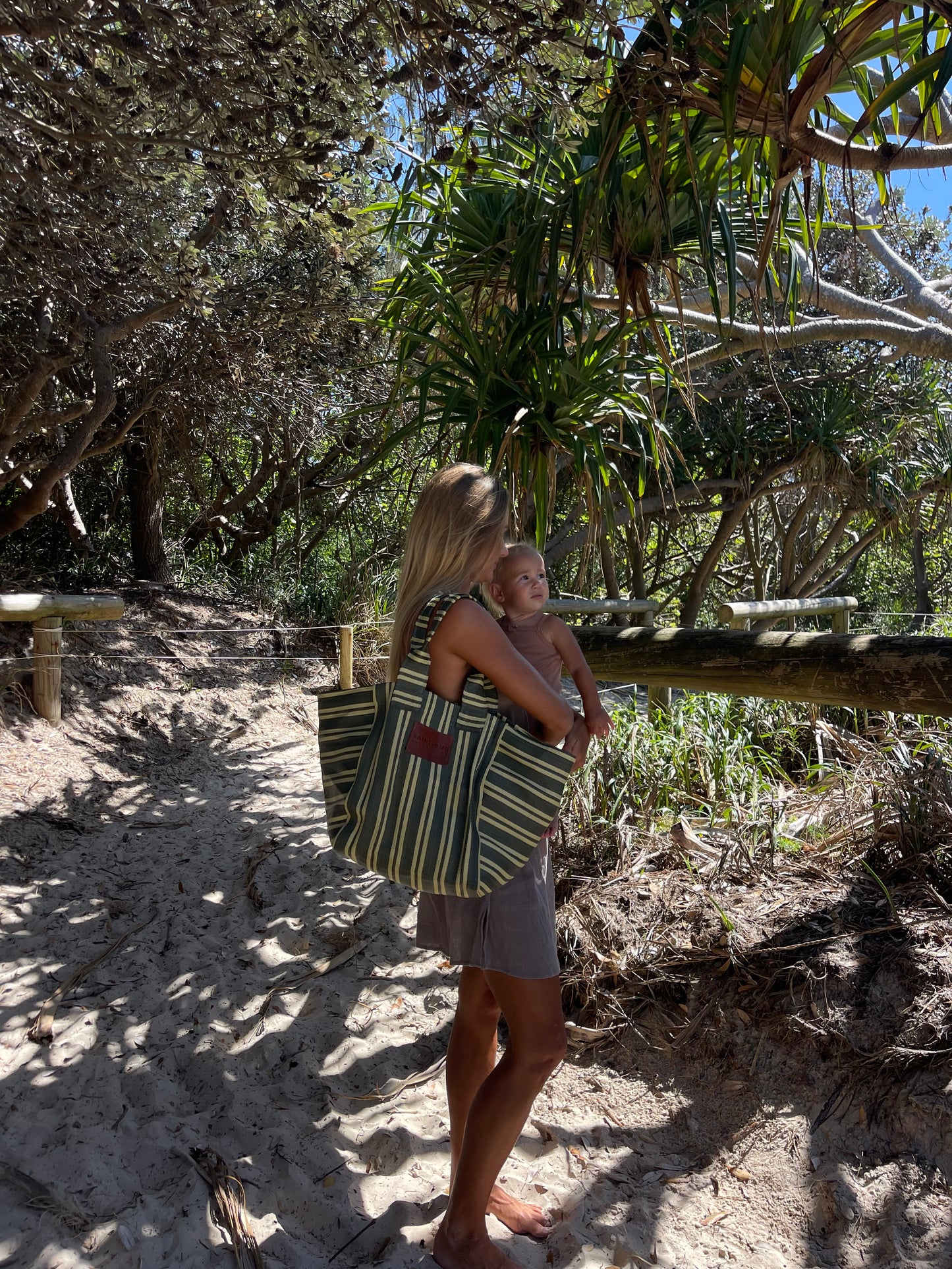 Shoulder Tote - Olive